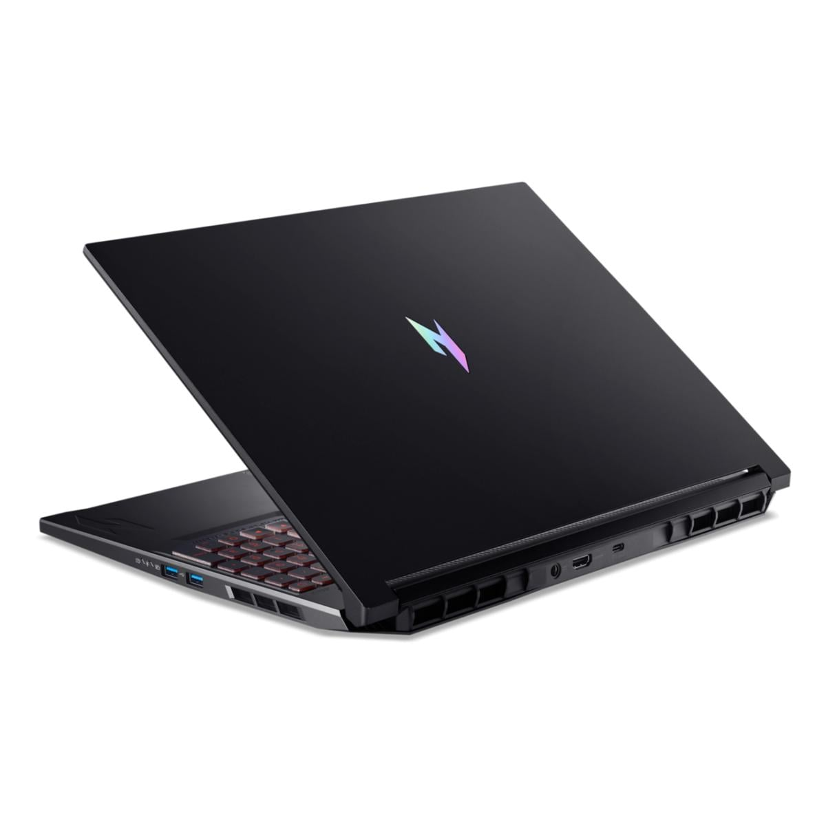 Ein schwarzer Gaming-Laptop mit geschlossenem Deckel und einem leuchtenden Logo auf einer weißen Oberfläche.