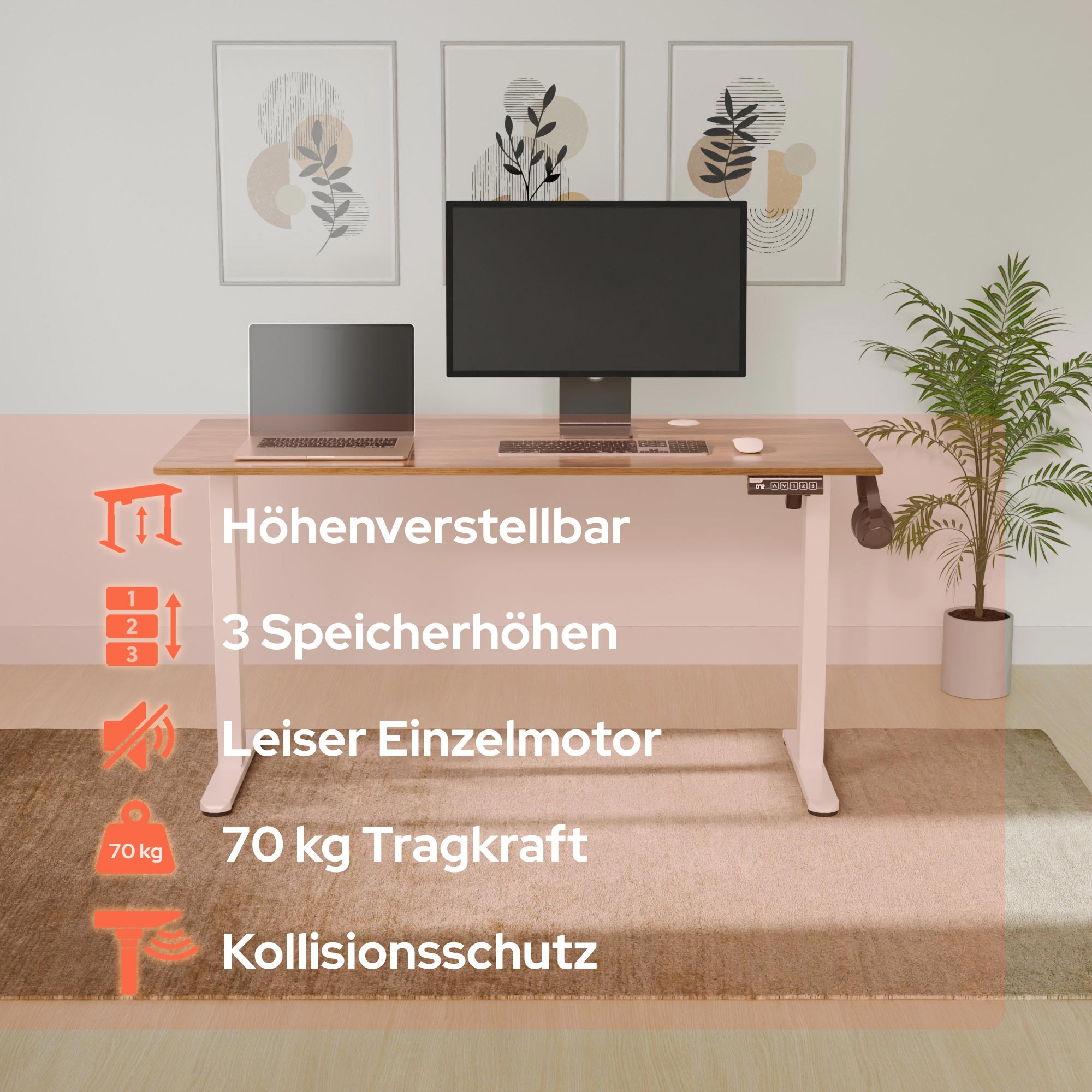 Ein höhenverstellbarer Stehtisch mit Laptop, Monitor und deutschen Funktionslabels auf einem Teppich in einem Büro.