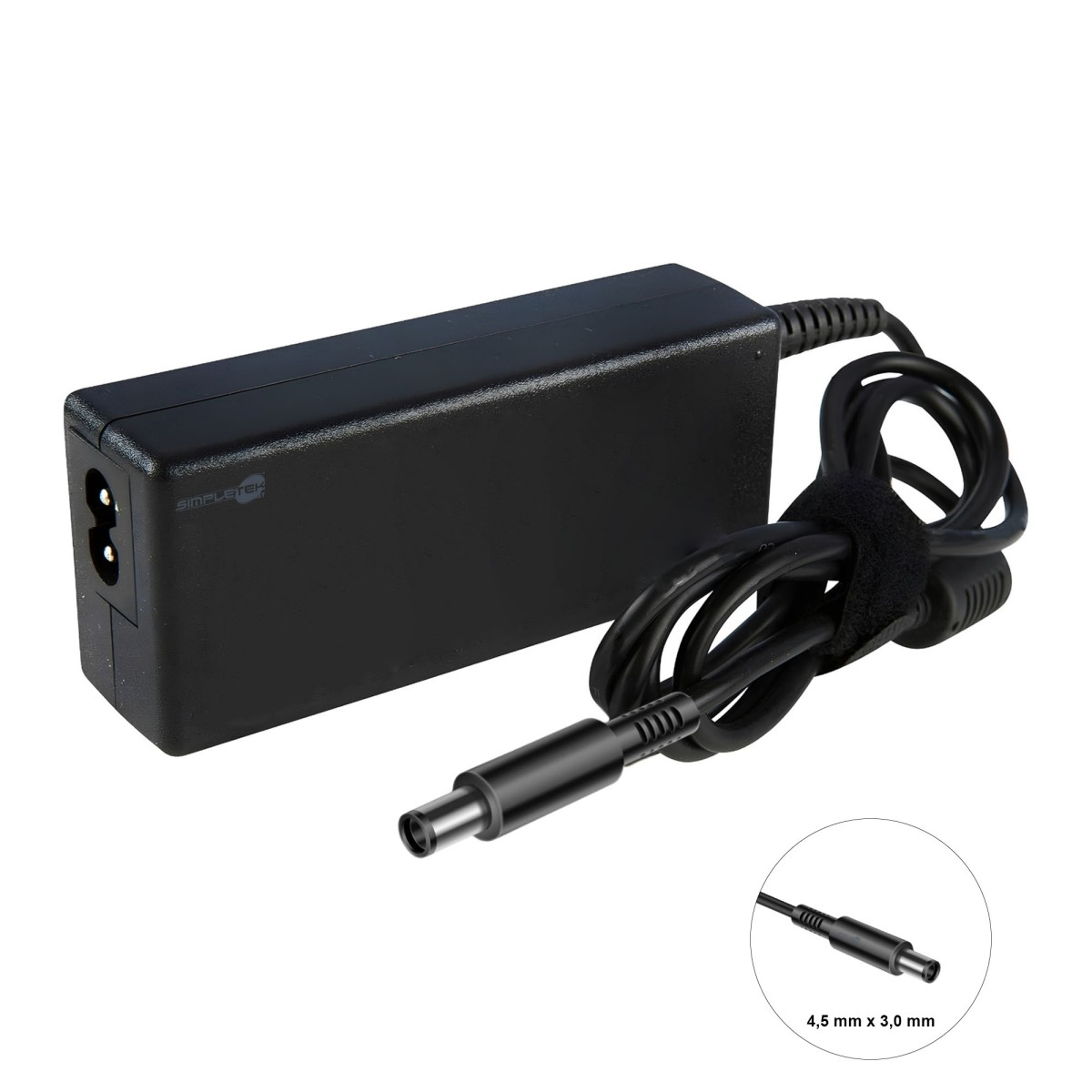 Schwarzes Laptop-Netzteil mit zusammengerolltem Kabel und Steckverbinder, mit Zoom auf den 4,5 x 3,0 mm großen Stecker.