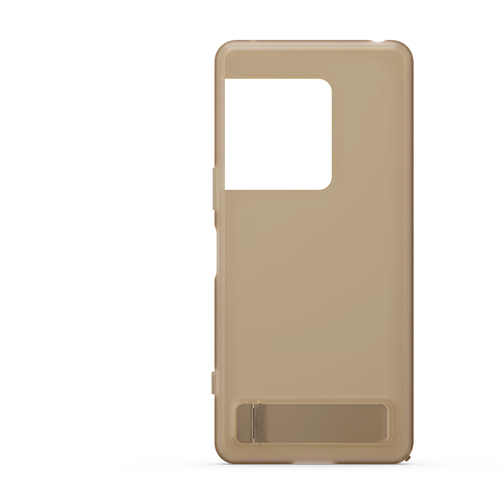 Eine braune, durchsichtige Smartphone-Hülle mit einem großen Kameraausschnitt und Ständer.