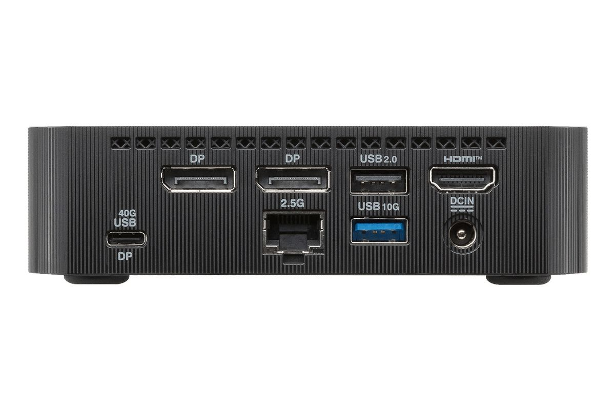 Panel trasero de un mini PC con DisplayPort, USB, HDMI, LAN y puerto de alimentación.