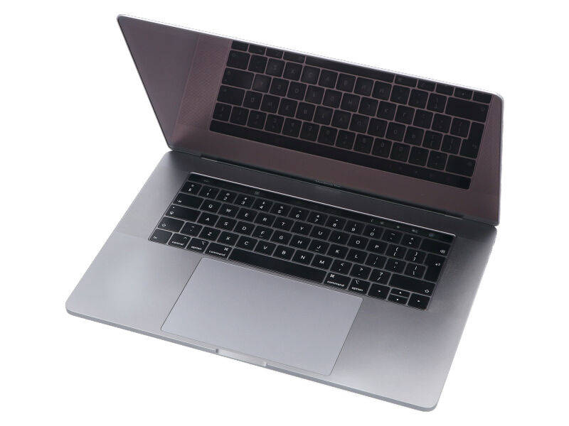 Otwarty srebrny laptop z czarną klawiaturą i gładzikiem na białym tle.
