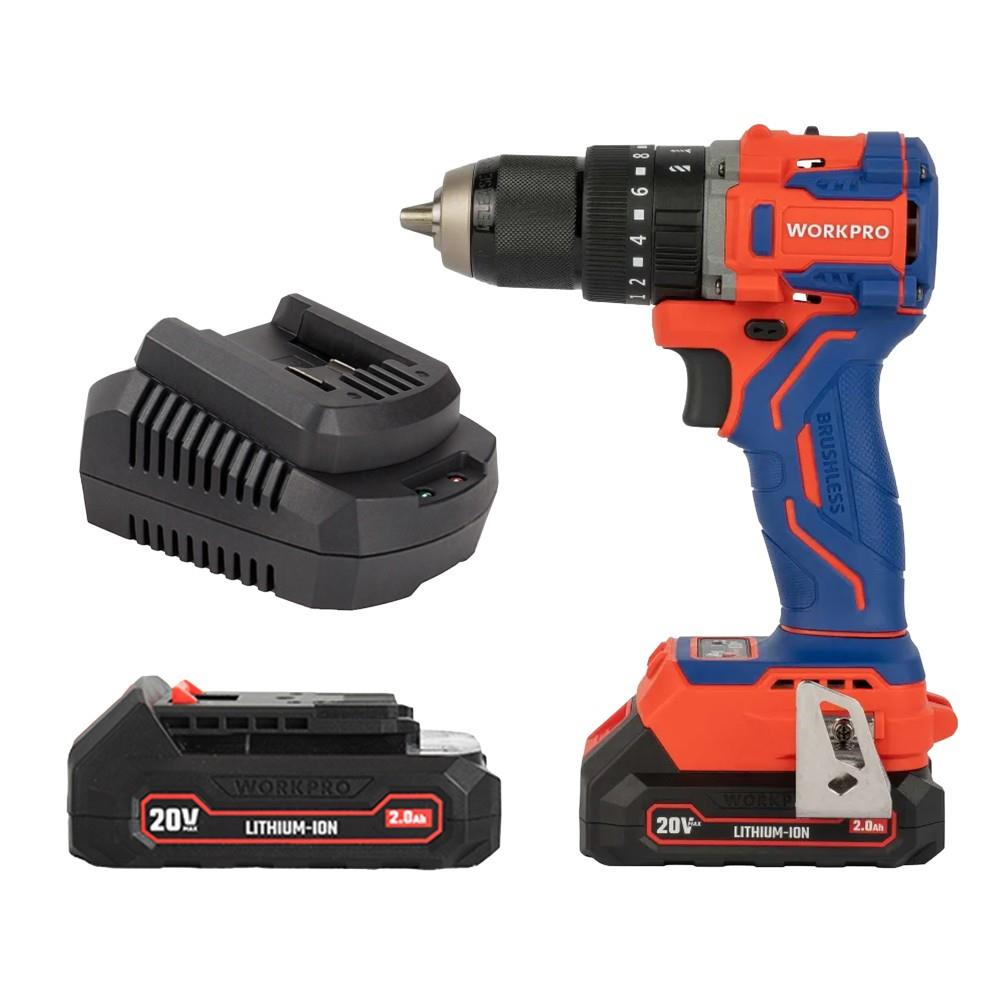 Beyaz arka planda Workpro 20V akülü matkap, siyah şarj cihazı ve 2.0Ah lityum-iyon pil.