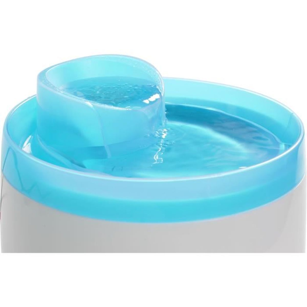 Ein blauer und weißer Haustierbrunnen mit fließendem Wasser auf weißem Hintergrund.