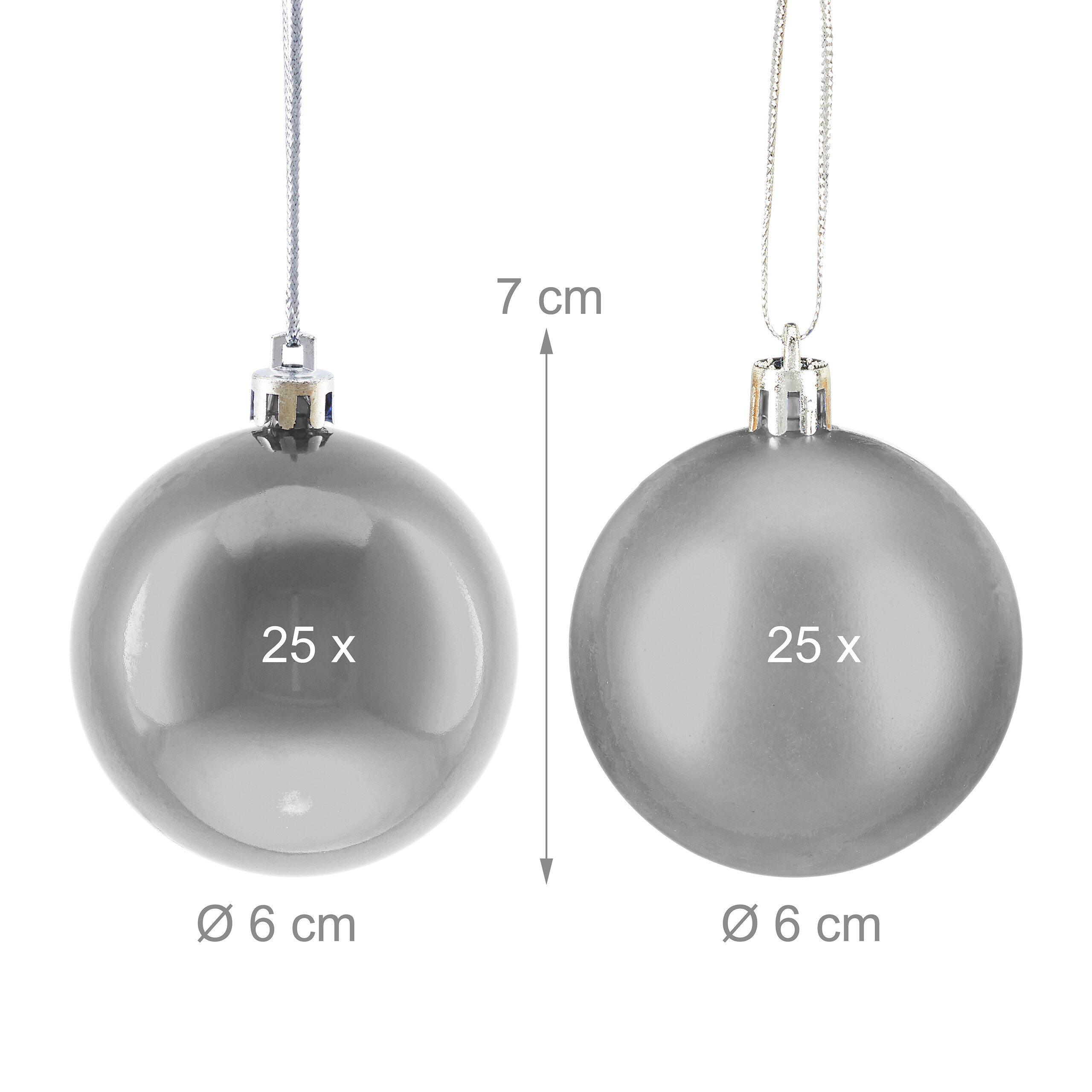 Zwei glänzende graue Weihnachtskugeln mit Kordeln und Größenangaben.