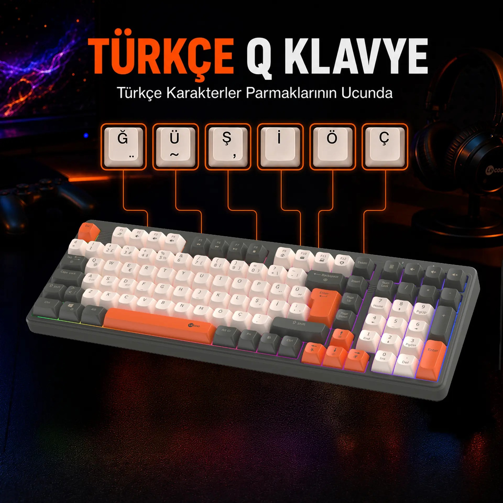 Turuncu ve beyaz tuşlu Türkçe Q klavye, arkada kulaklık ve oyun kolu.