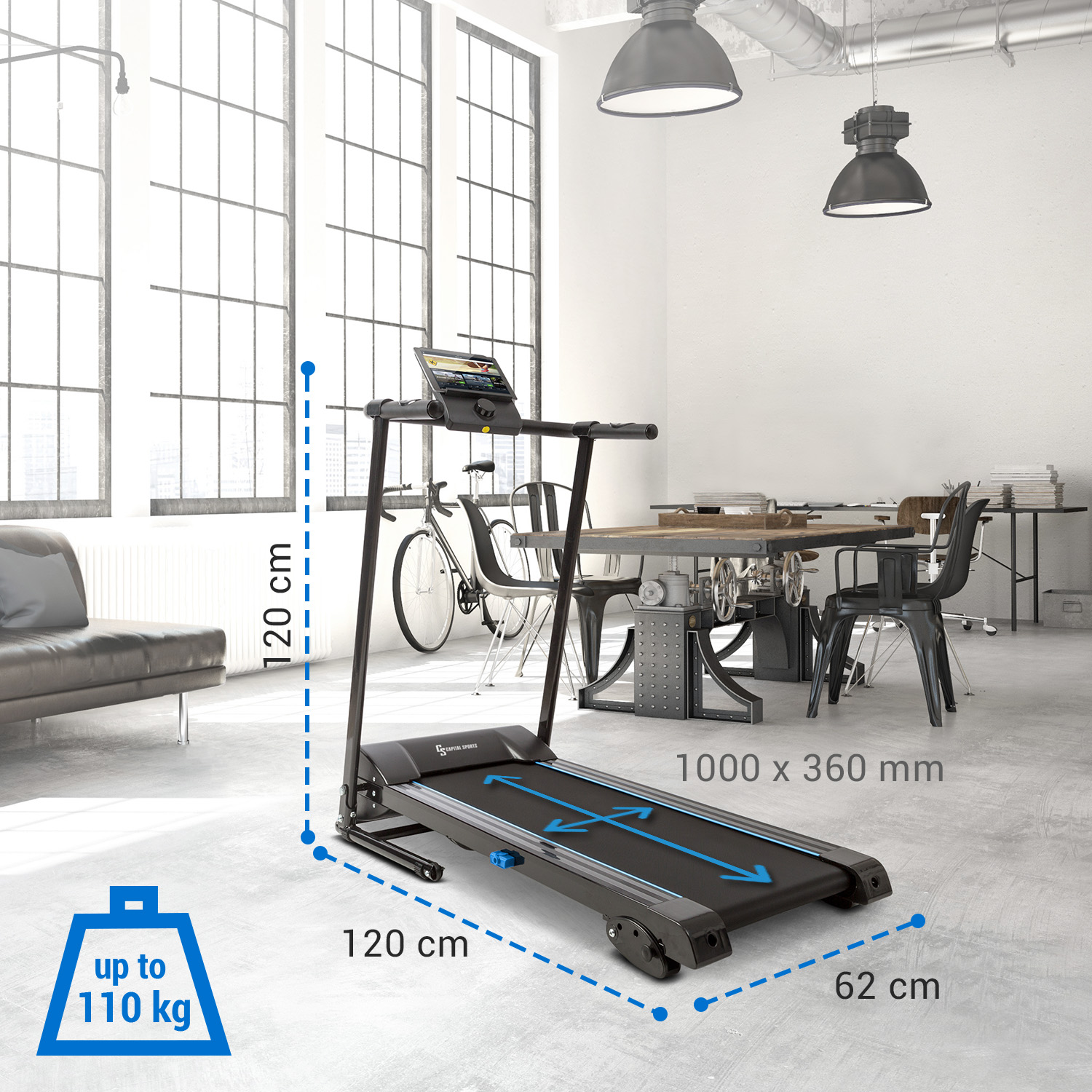 Tapis roulant con dimensioni in un loft moderno con grandi finestre e tavolo in legno.