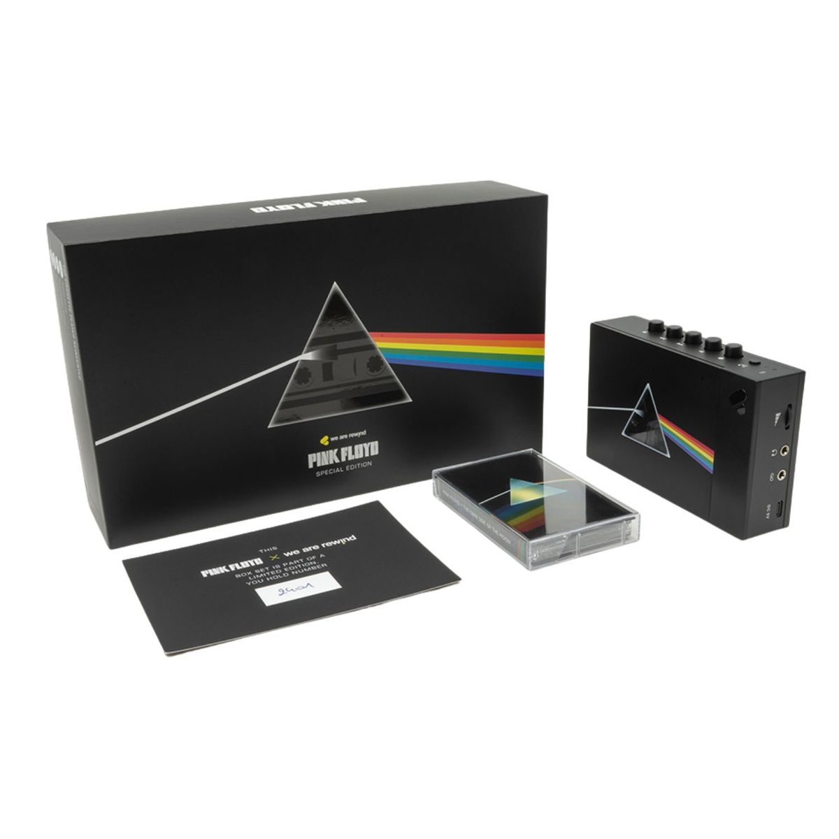 Set de Pink Floyd Special Edition que incluye caja, casete, reproductor y tarjeta.