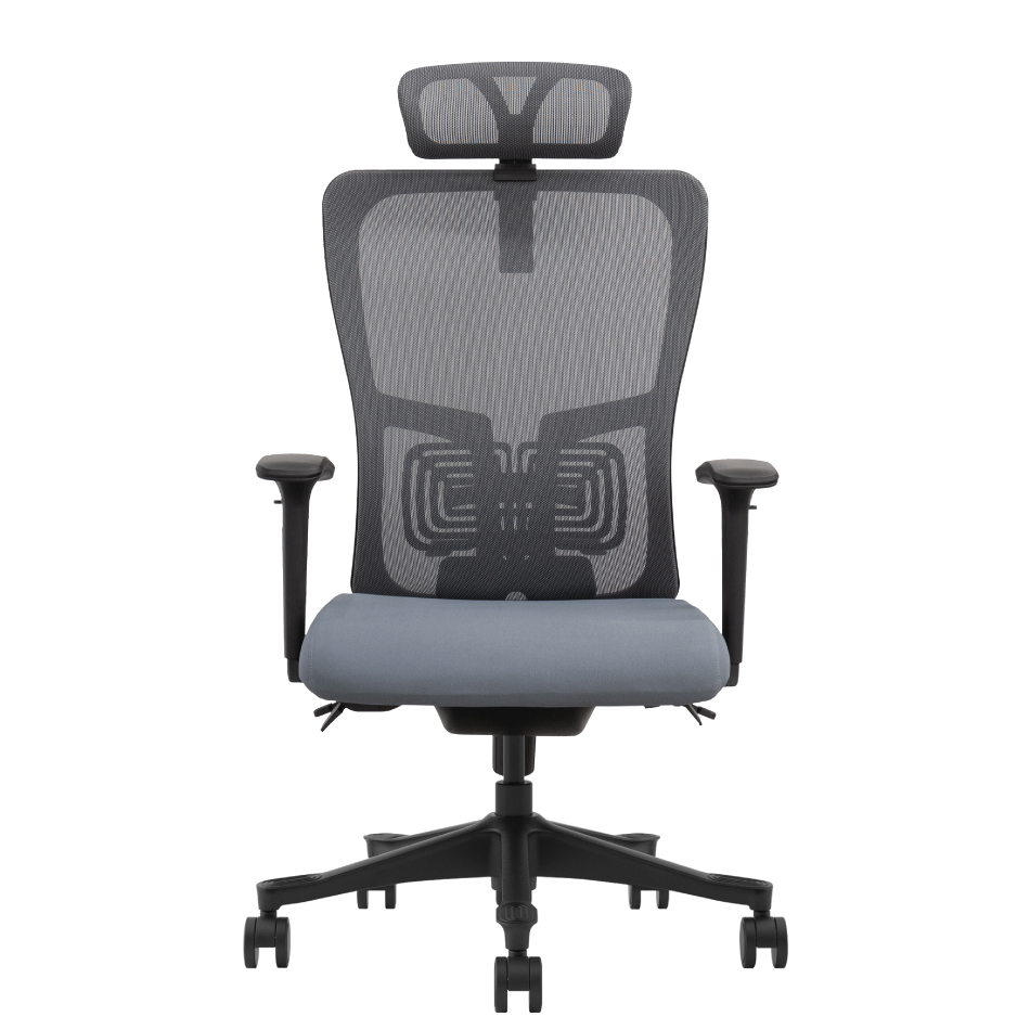 Ein moderner ergonomischer Bürostuhl mit grauer Net Rückenlehne, gepolstertem Sitz, verstellbaren Armlehnen und schwarzem Rollfuß.