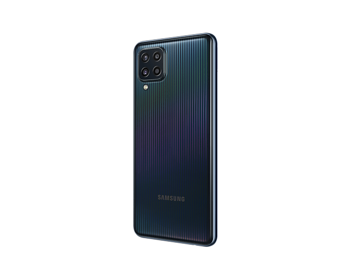 Rückseite eines Samsung-Smartphones mit vertikal gestreiftem, schimmerndem Muster und Vierfachkamera.