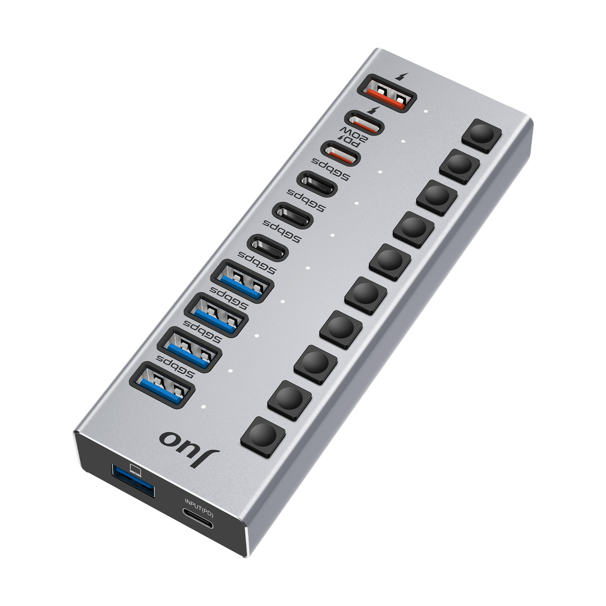 Beyaz arka planda çoklu bağlantı noktaları ve ayrı anahtarları olan gümüş rengi Juo USB çoklayıcı.