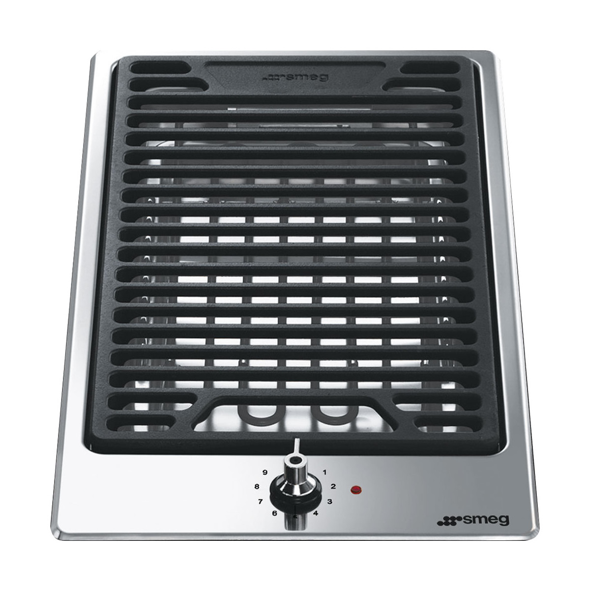 Un barbecue elettrico Smeg argento con griglia in ghisa nera e manopola di controllo numerata da 1 a 9.