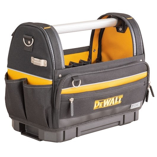 Eine schwarz-gelbe DeWalt-Werkzeugtasche aus Stoff mit Alugriff und mehreren Außentaschen.