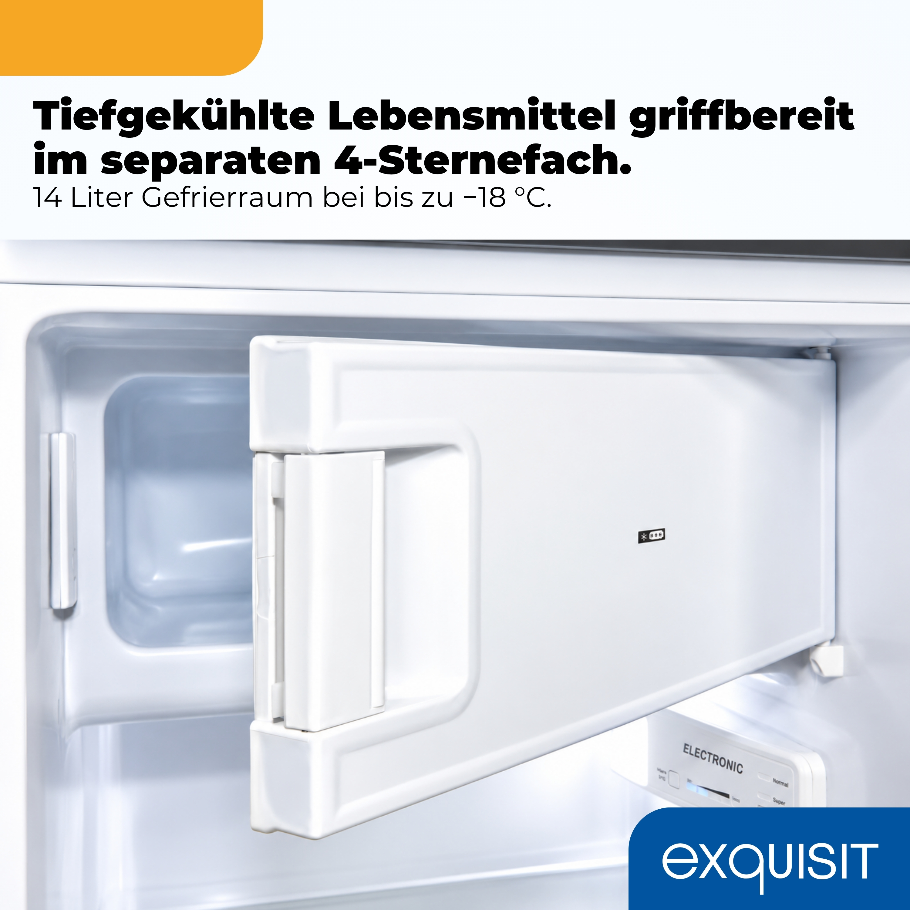 Ein weißes Gefrierfach eines Kühlschranks ist geöffnet, mit deutschem Text oben und dem Exquisit-Logo unten.