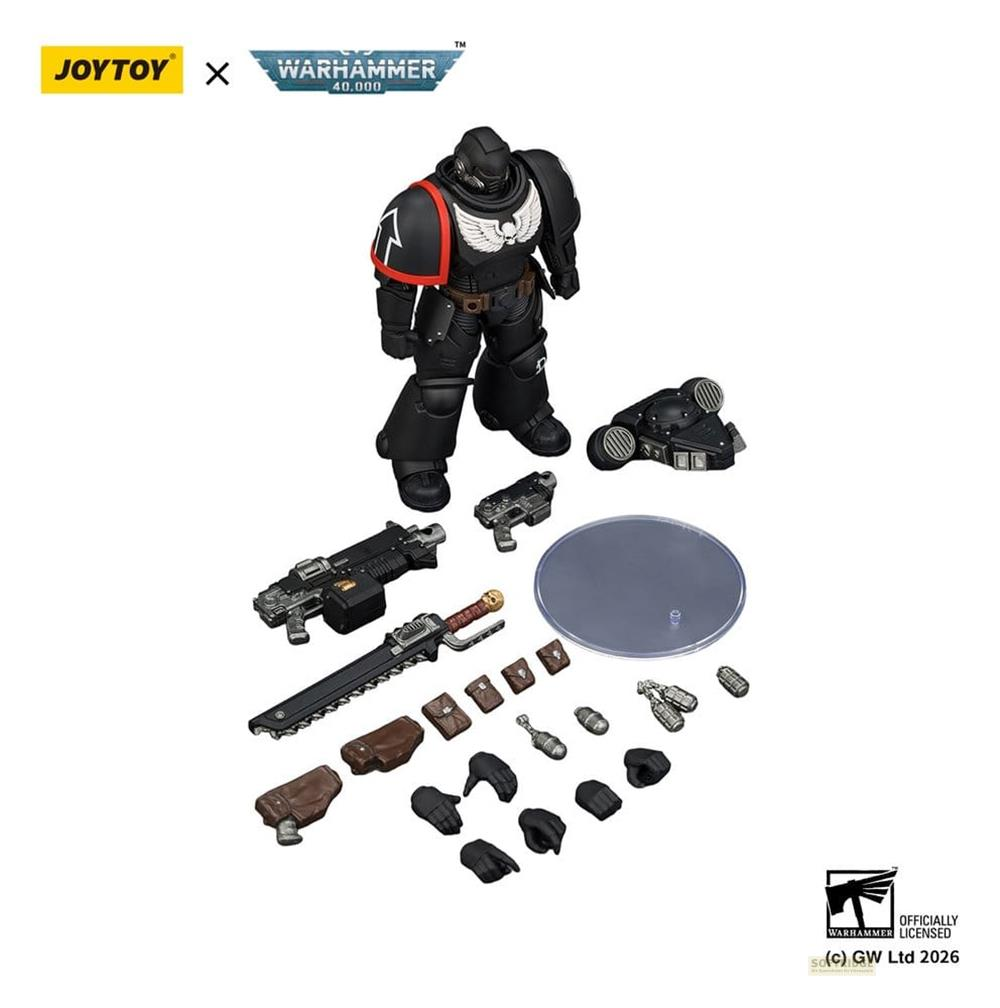Figurka akcji JoyToy Warhammer 40k Black Templars z broniami, akcesoriami i podstawką na białym tle.