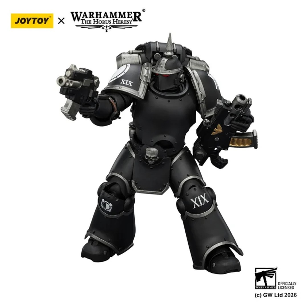Czarna figurka Warhammera w zbroi trzymająca dwa pistolety.