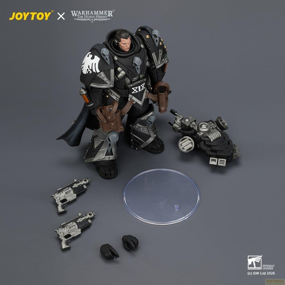 Figurka akcji Warhammer JoyToy w czarnej zbroi z bronią, dodatkowymi dłońmi i podstawką.