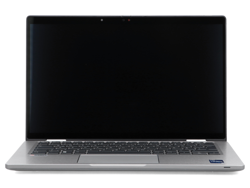 Otwarty srebrny laptop z czarnym ekranem i klawiaturą na białym tle.
