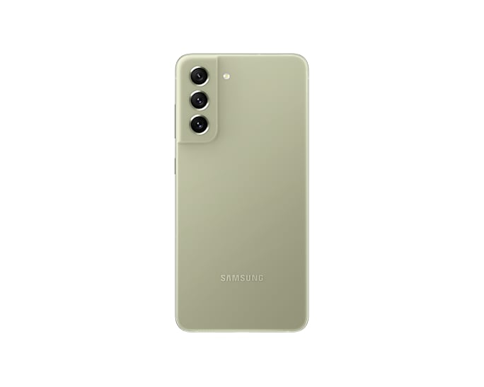 La parte trasera de un smartphone Samsung verde claro con triple cámara vertical y el logo en la parte inferior.