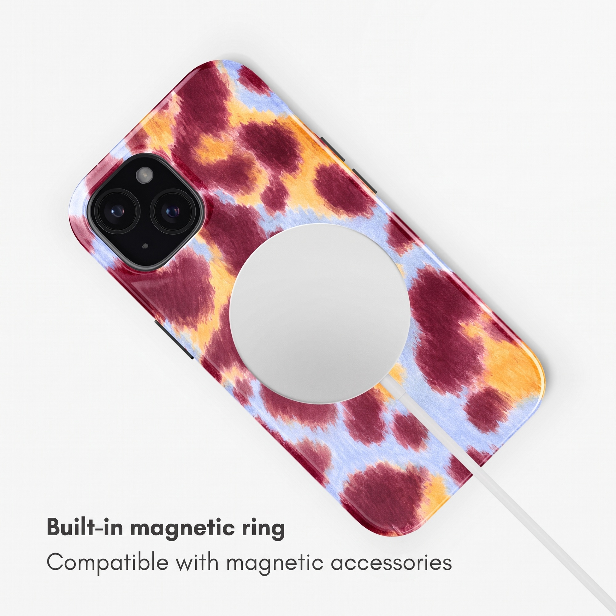 Handyhülle mit Batikmuster, integriertem Magnetring und Kameraaussparung auf weißem Hintergrund.