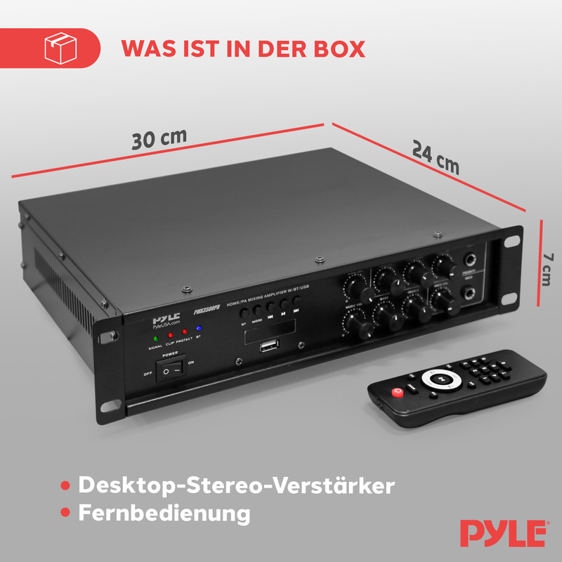 Schwarzer Pyle Stereo-Verstärker mit Abmessungen, Knöpfen, Anschlüssen und einer schwarzen Fernbedienung auf grauem Boden.