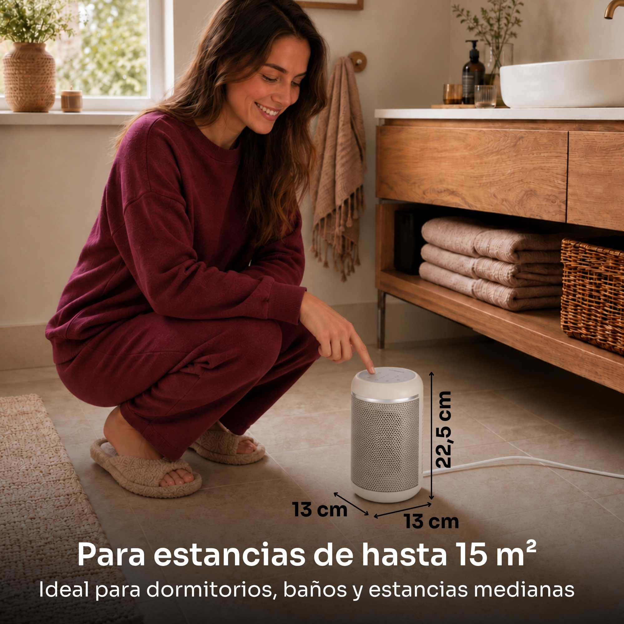 Una mujer en suéter rojo señala un pequeño calefactor blanco en el suelo de un baño con texto.