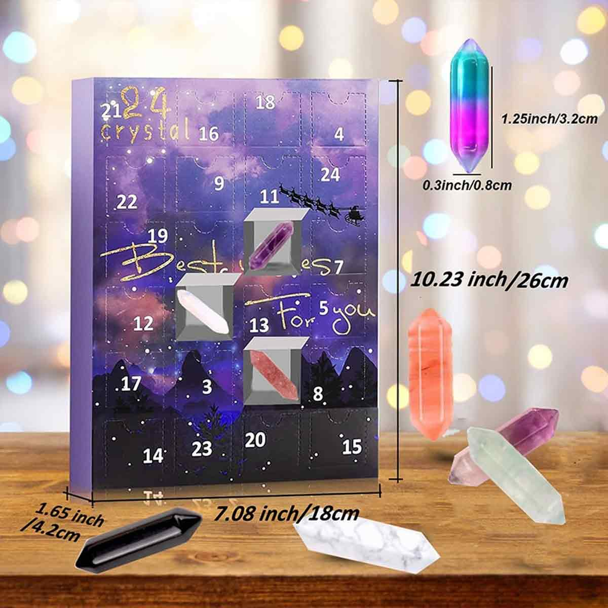 Ein lila Kristall-Adventskasten mit Maßen und verschiedenen bunten Kristallen auf einer Holzoberfläche.