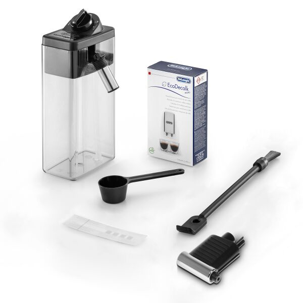 Una jarra de leche De'Longhi, descalcificador, cuchara de café, cepillo, tira de prueba y boquilla.