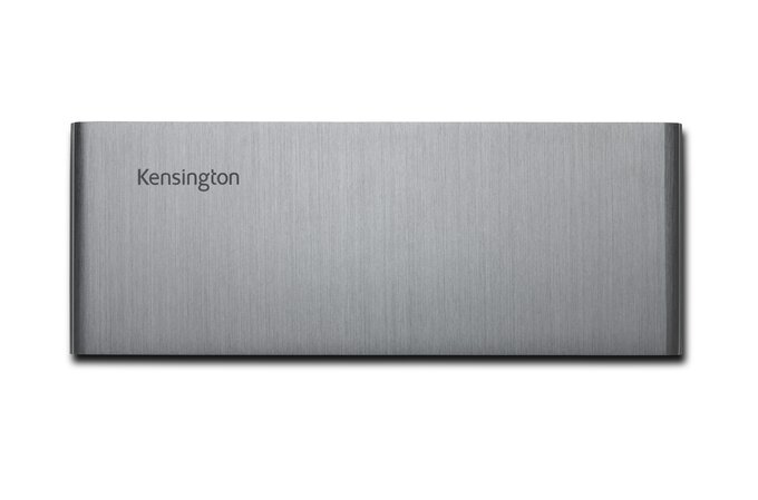 Una docking station Kensington in metallo spazzolato argento su sfondo bianco.