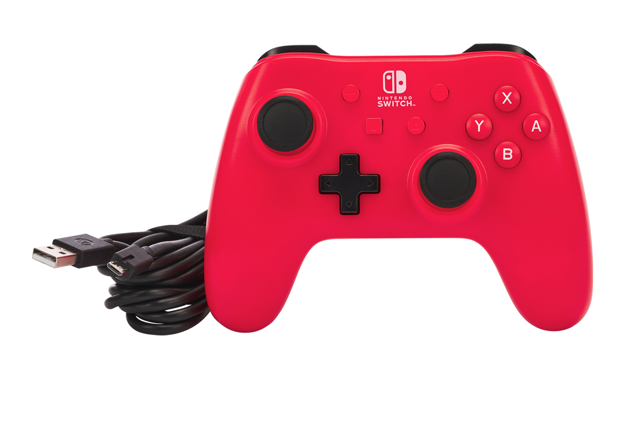 Un mando rojo de Nintendo Switch con joysticks y botones negros, conectado a un cable USB negro enroscado.