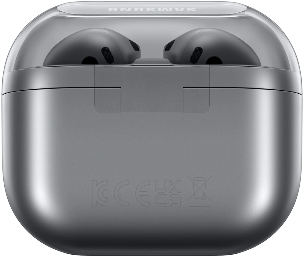 Estuche de carga gris de Samsung con parte superior translúcida y auriculares visibles.