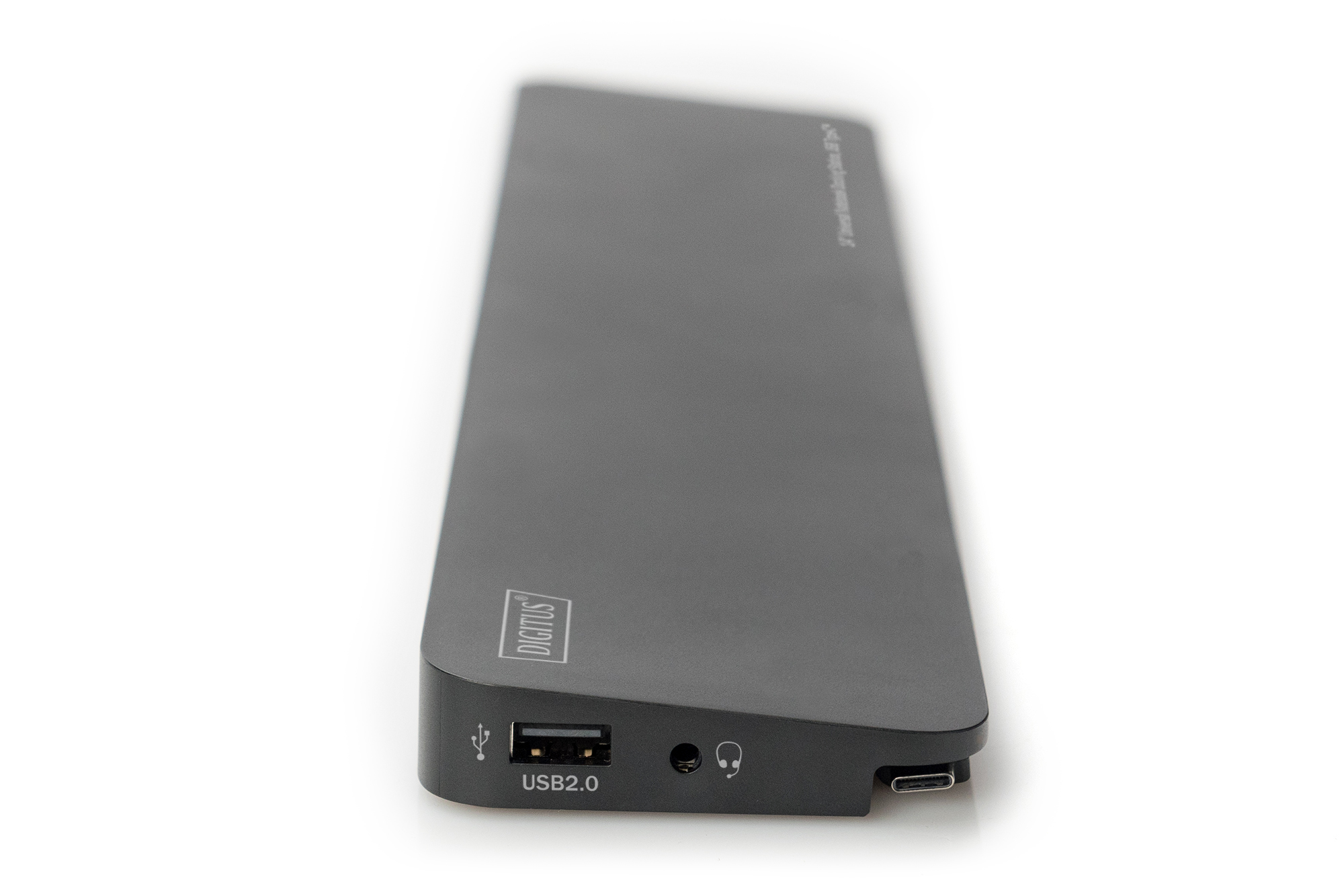 Eine graue Digitus Dockingstation auf weißem Hintergrund mit USB- und Kopfhöreranschlüssen.