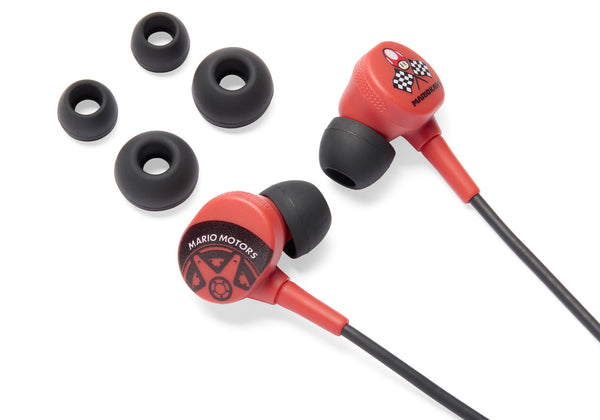 Auricolari in-ear rossi di Mario Kart con gommini su sfondo bianco.