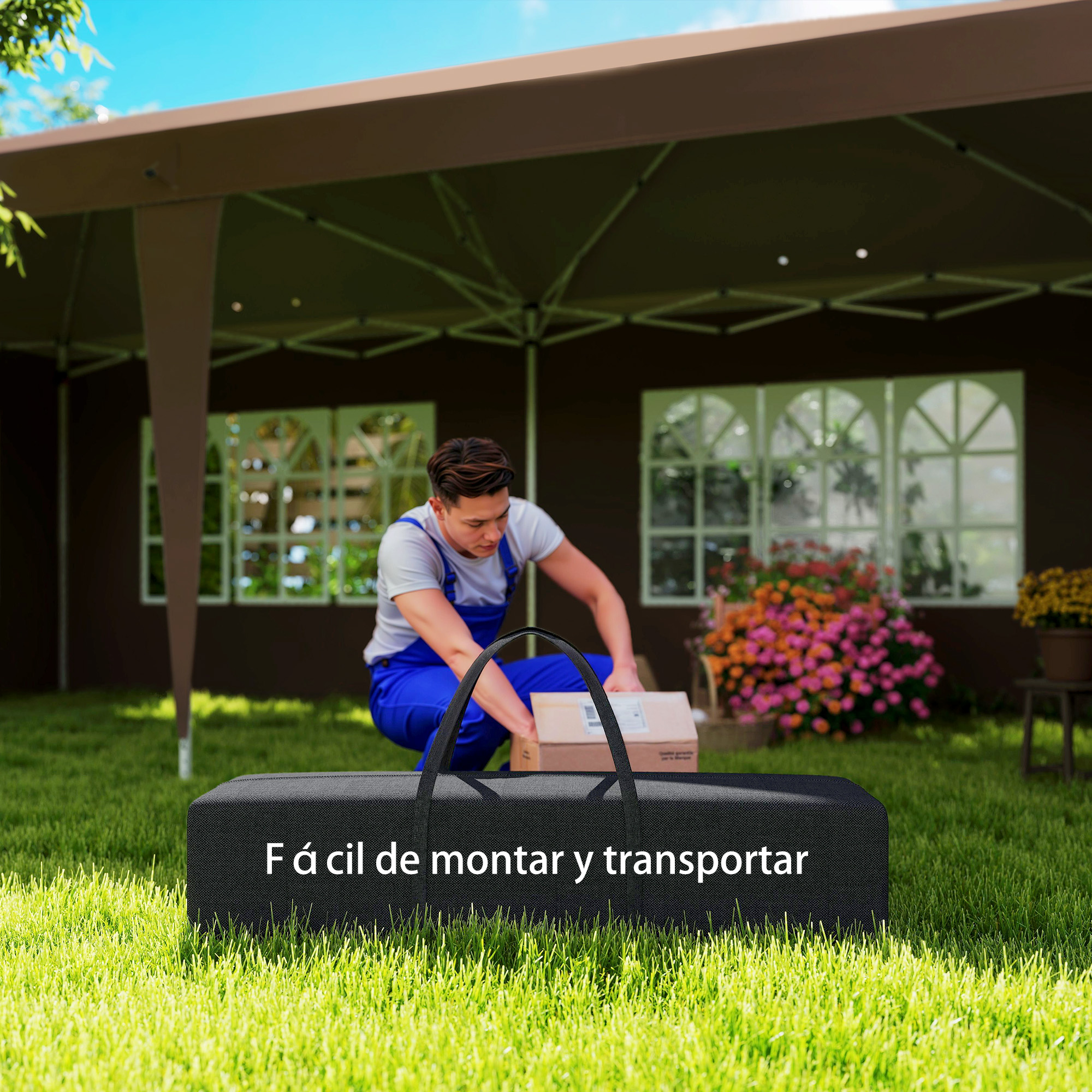 Un operaio in salopette blu disfa una scatola in giardino, con una borsa nera con testo in primo piano.