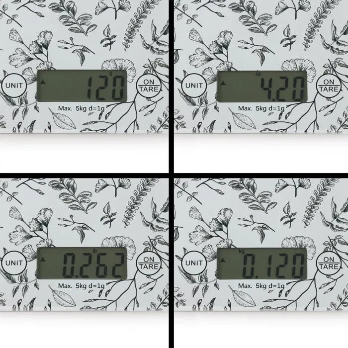 Cuatro vistas de una báscula de cocina con patrón floral, mostrando diferentes unidades de medida.