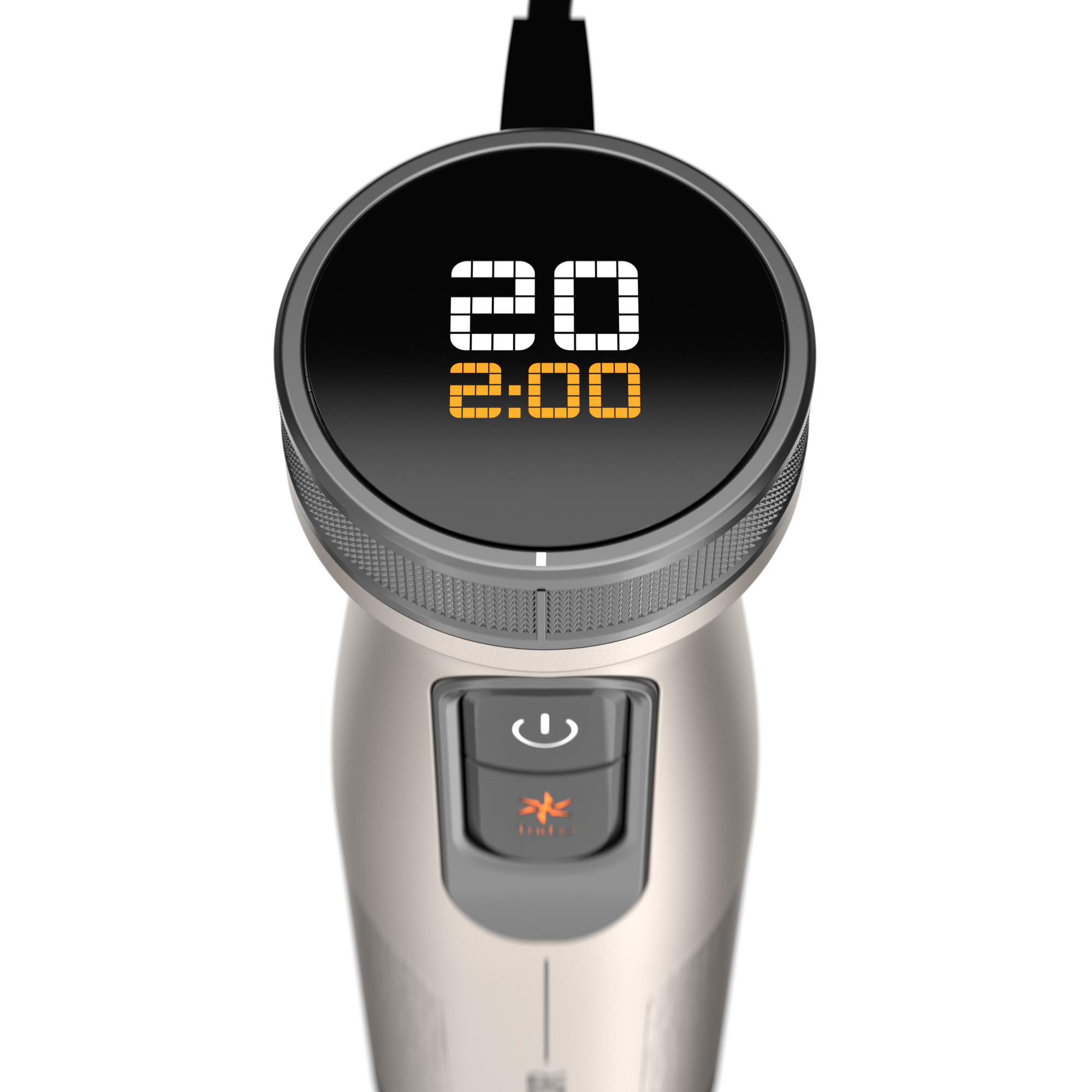 Srebrny blender ręczny z cyfrowym wyświetlaczem pokazującym cyfry 20 i 2:00.