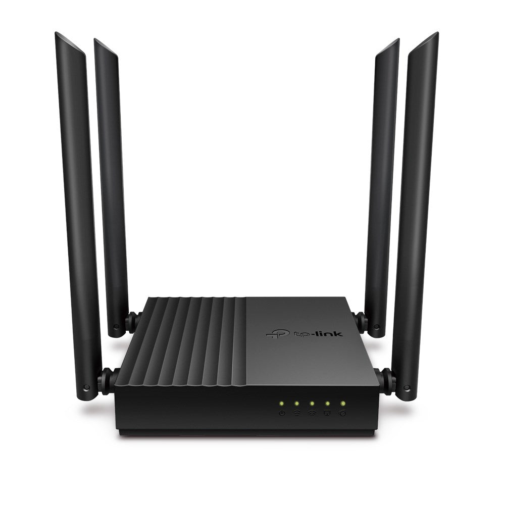 Czarny router Wi-Fi TP-Link z czterema pionowymi antenami i zielonymi diodami LED na białym tle.