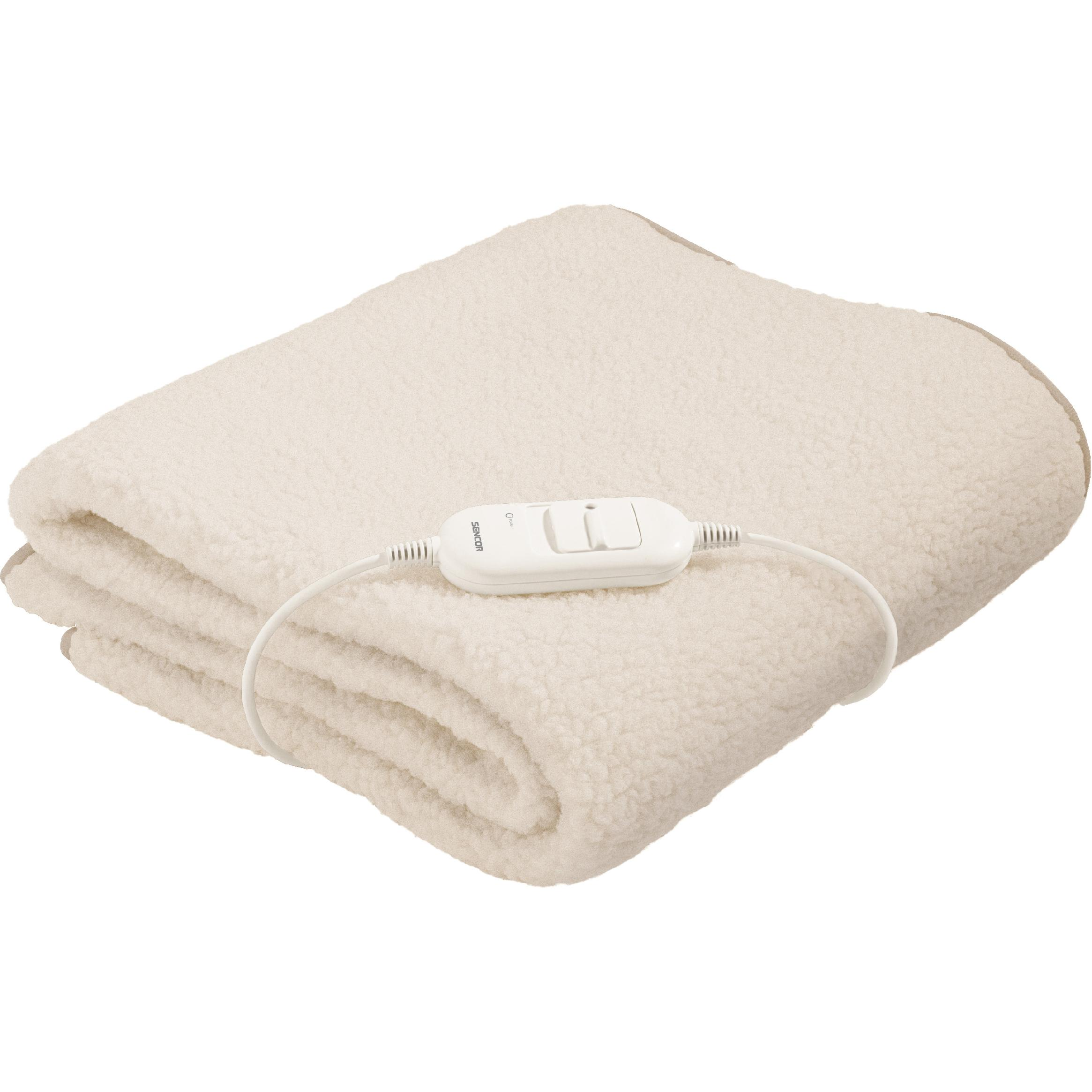 Una coperta elettrica beige piegata con un controller bianco collegato su sfondo bianco.