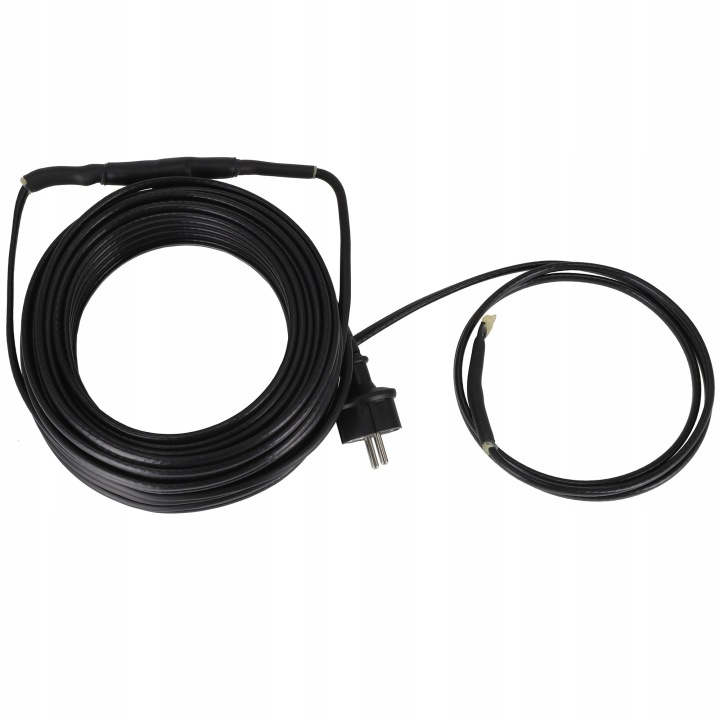 Zwiniety czarny kabel elektryczny z wtyczką dwupolową na białym tle.