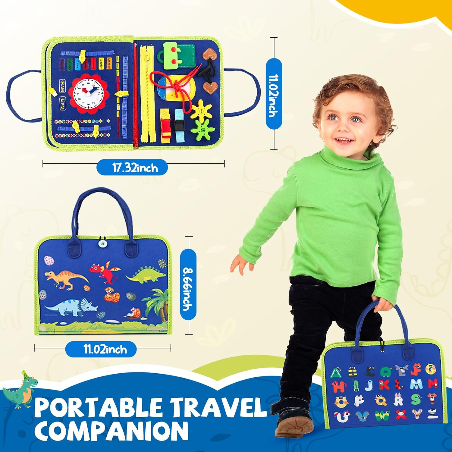 Ein glückliches Kind hält eine blaue Lern-Reisetasche mit Dinosaurier-Motiven und integriertem Aktivitätsspielzeug.