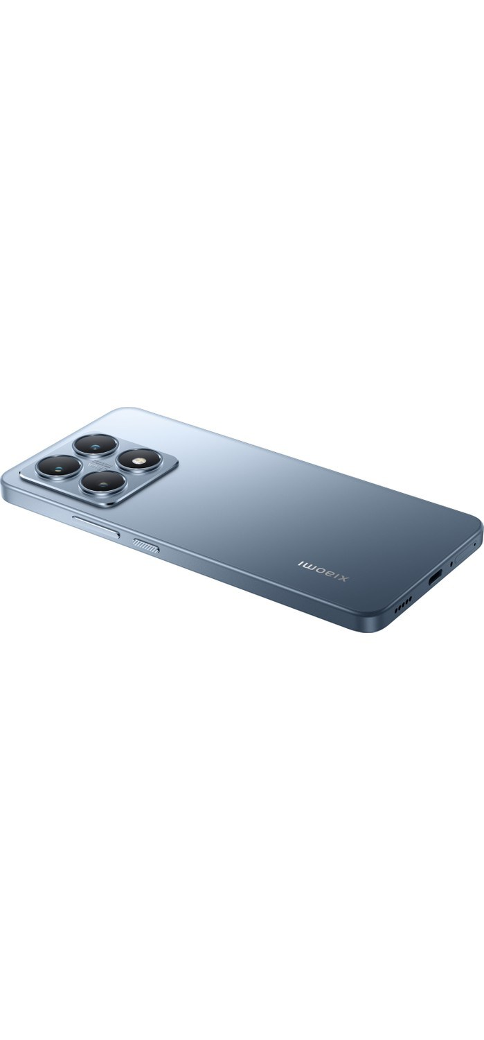 Dört kameralı mavi Xiaomi akıllı telefonun arka yüzü.