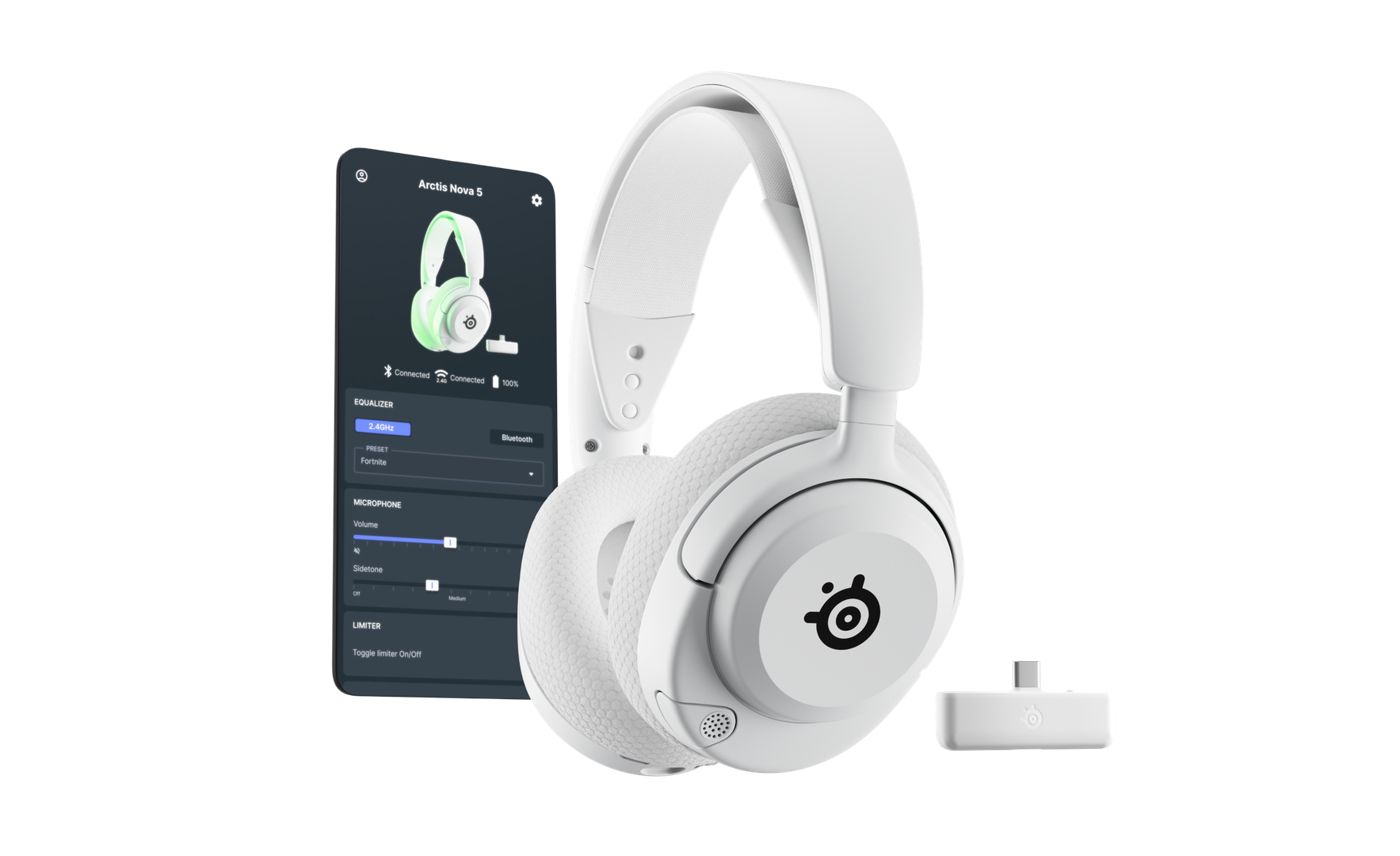 Cuffie bianche SteelSeries Arctis Nova 5 con app per smartphone e dongle USB-C su sfondo bianco.