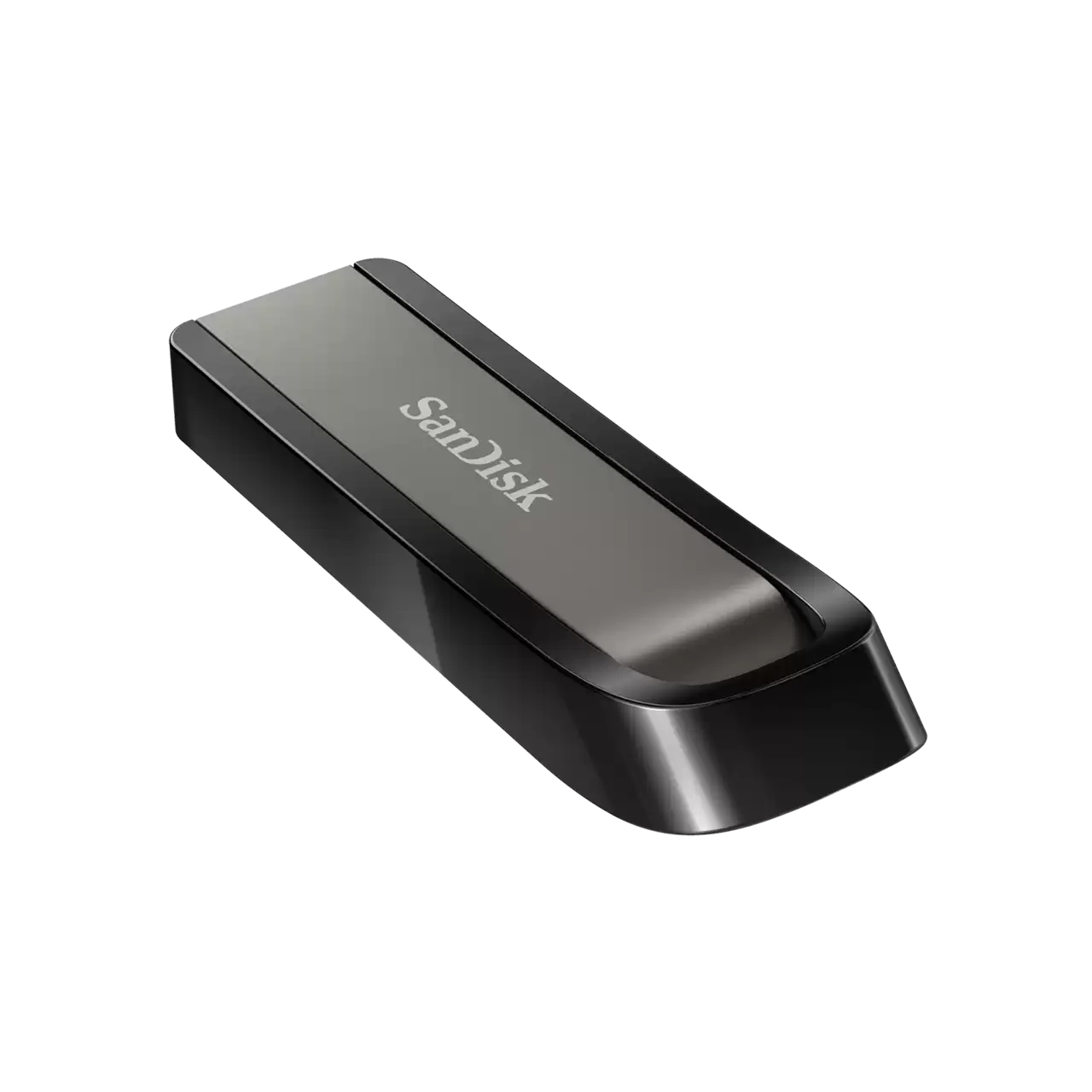 Una chiavetta USB SanDisk nera con finitura lucida su sfondo bianco.