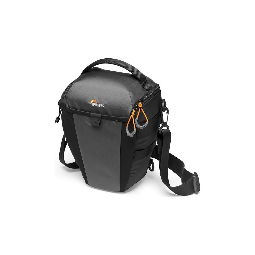 Eine schwarze und graue Lowepro Kameratasche mit Tragegurt und orangen Reißverschlüssen auf weißem Hintergrund.