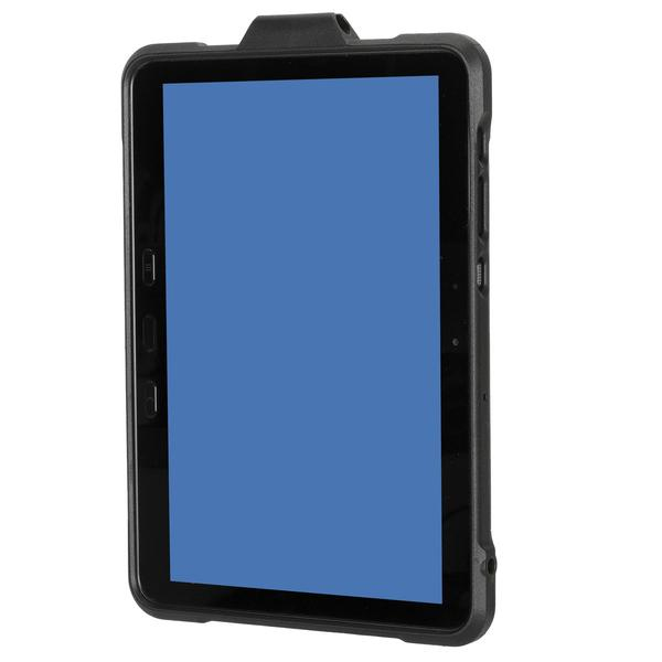 Ein schwarzes Tablet in einer Schutzhülle mit blauem Bildschirm.