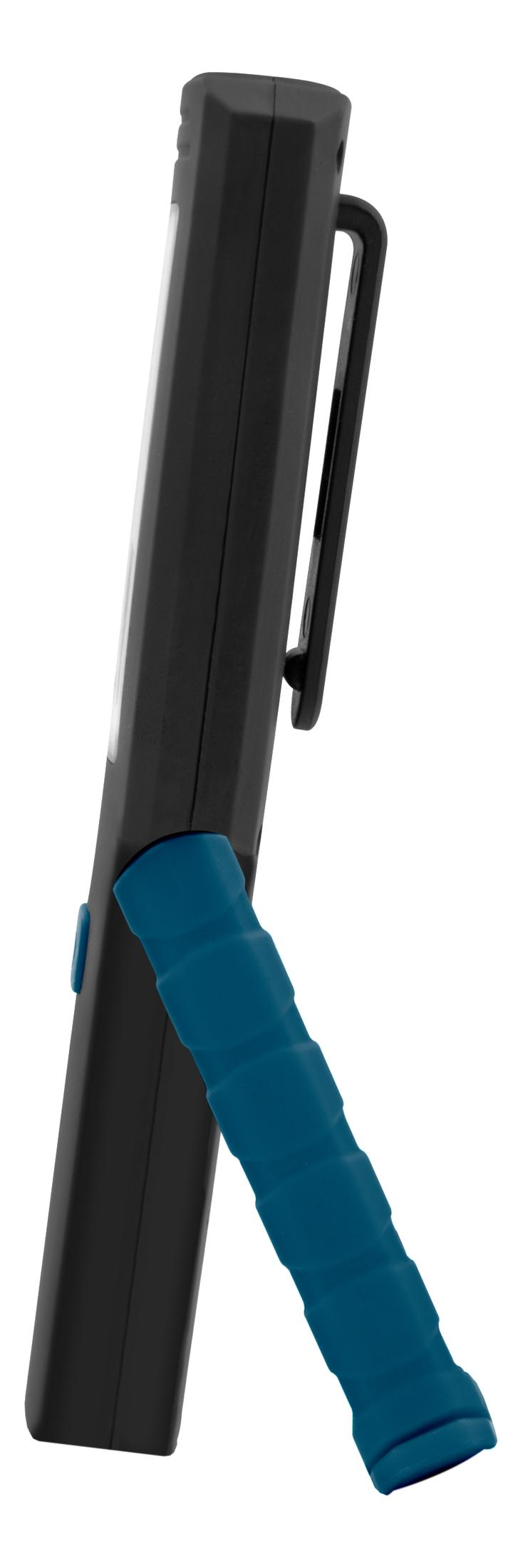 Schwarze Arbeitsleuchte mit blauem Griff und Clip auf weißem Hintergrund.