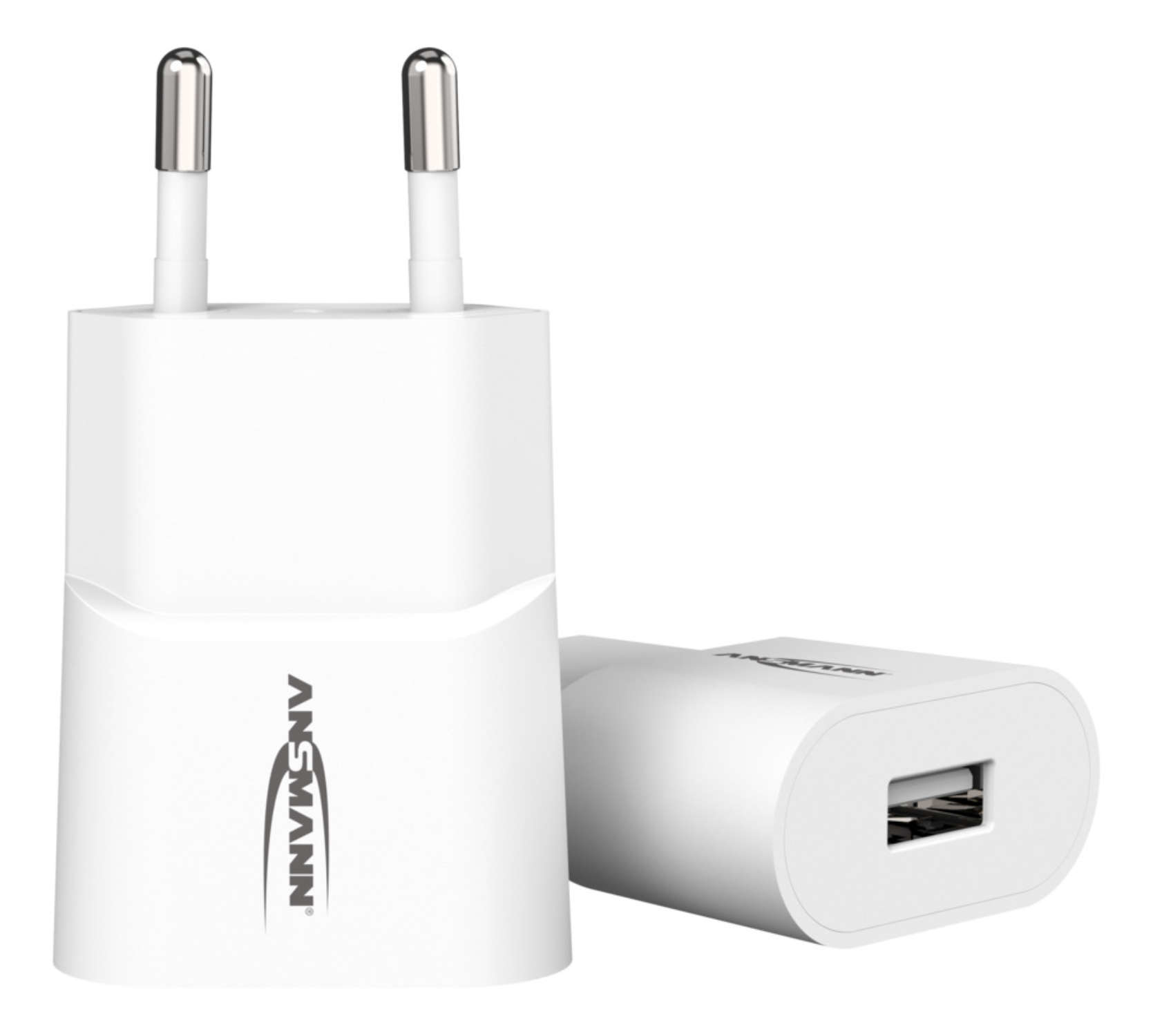 Zwei weiße ANSMANN USB-Netzstecker, einer steht mit Pratzen nach oben, der andere liegt mit USB-Anschluss.