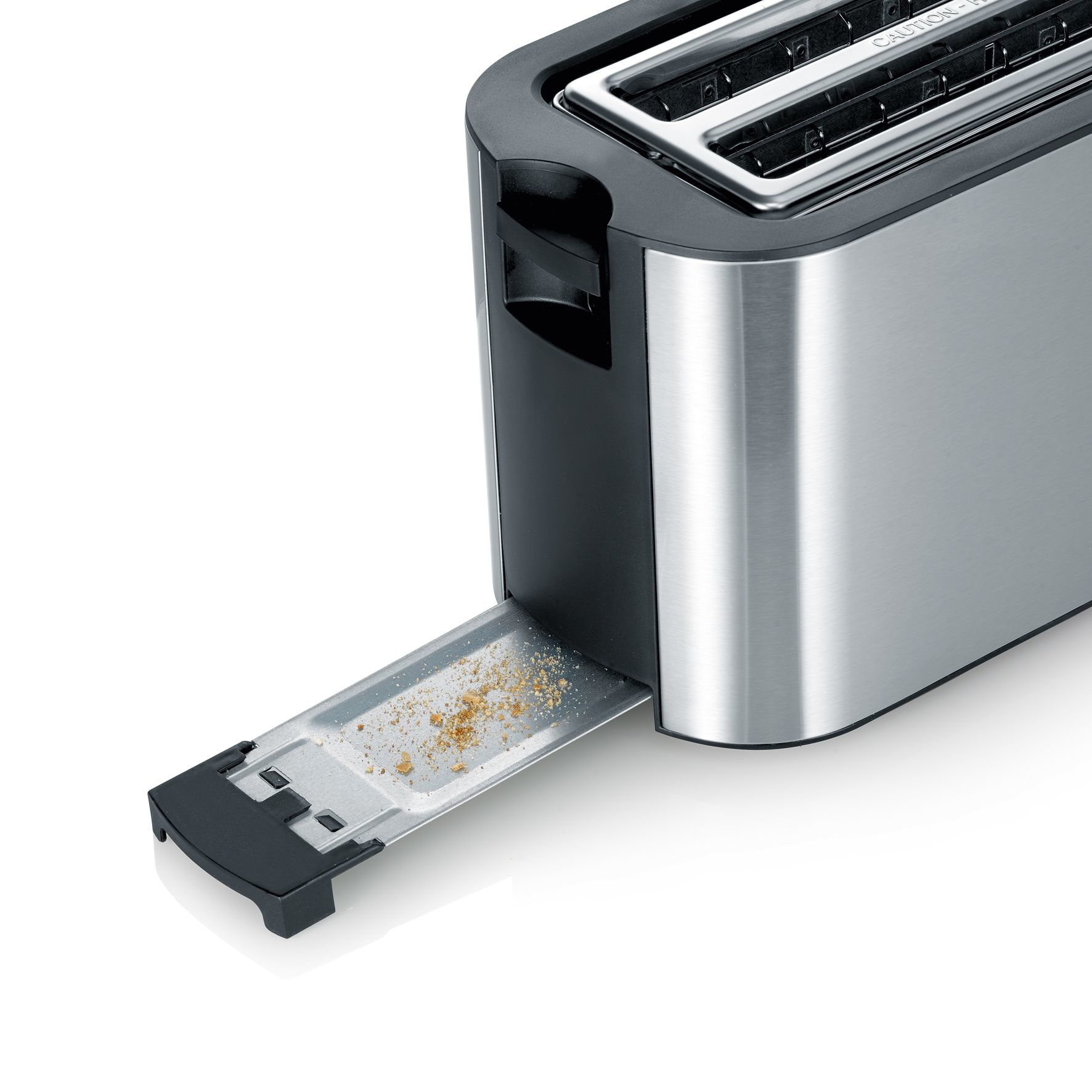 Edelstahl-Toaster mit geöffneter Krümelschublade voller Brotkrümel.