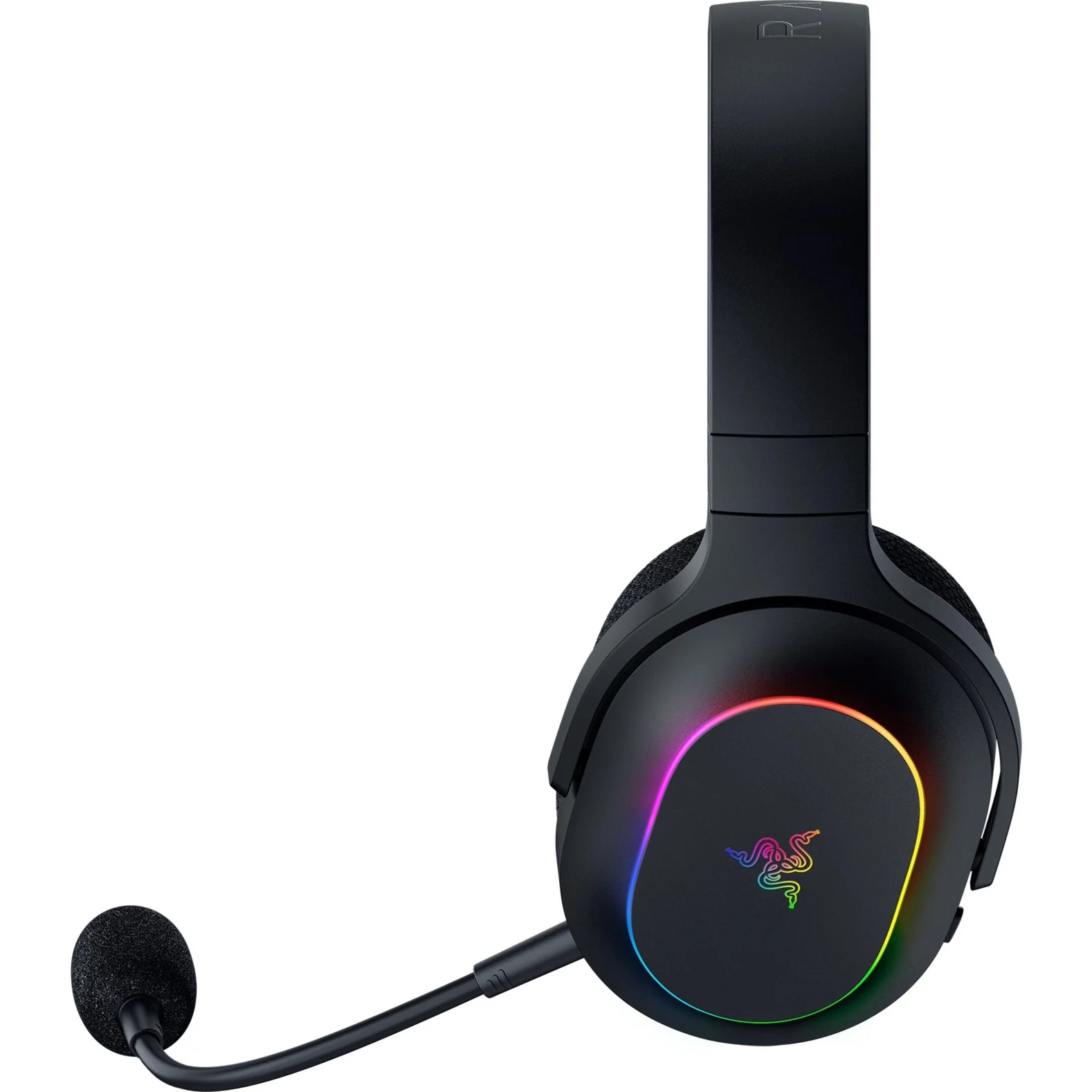 Cuffie da gioco nere con illuminazione LED arcobaleno e microfono attaccato su sfondo bianco.