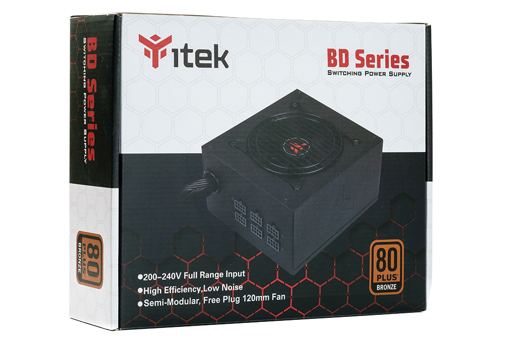 Caja de embalaje para una fuente de alimentación de PC Itek BD Series con detalles técnicos.